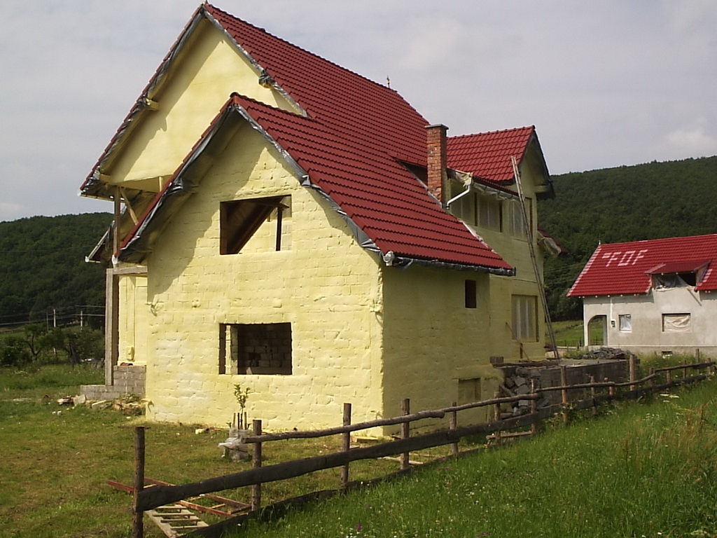 Izolare cu spuma poliuretanica cel mai bun pret! Experienta in domeniu 15 ani. foto 15