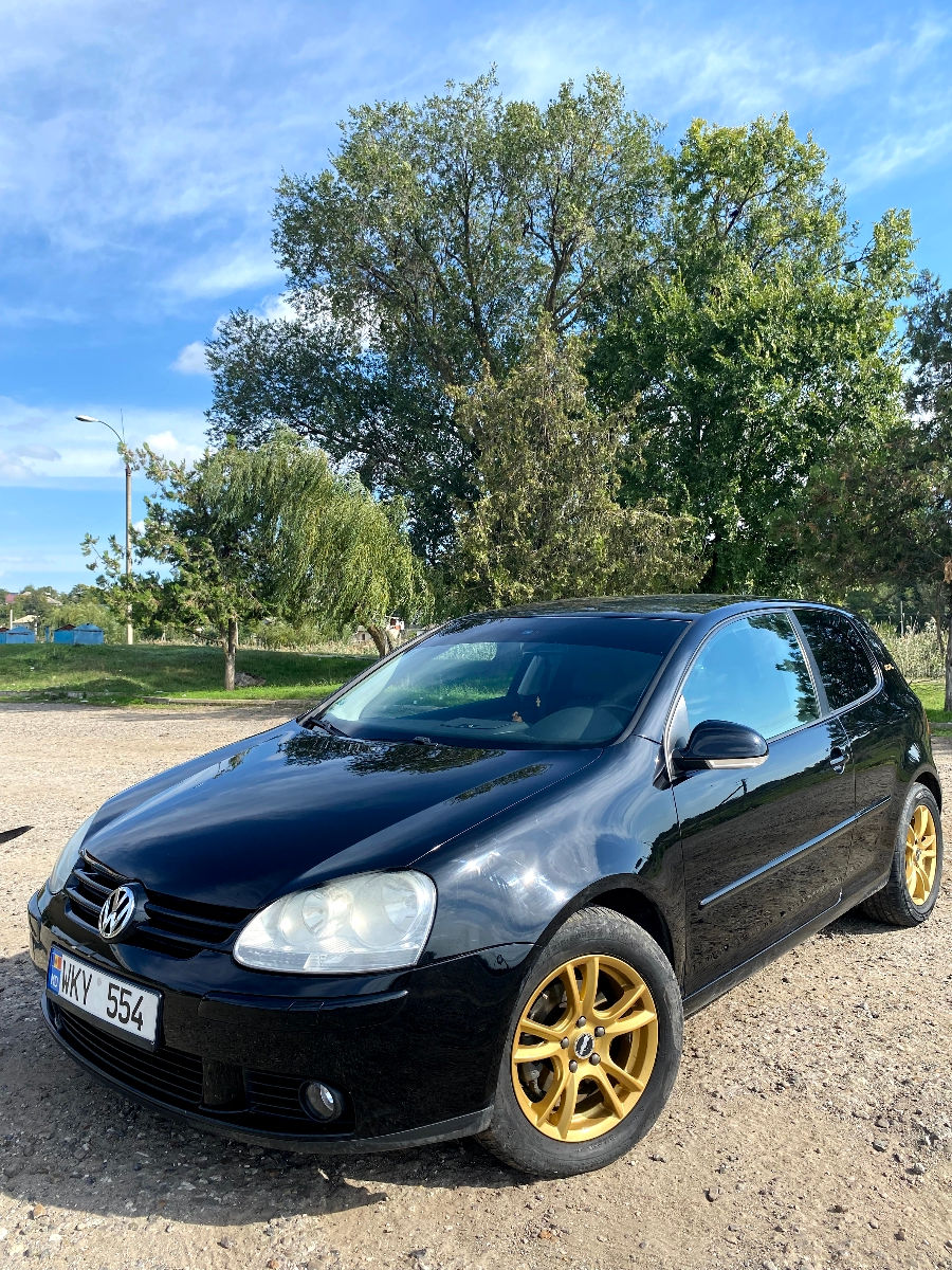 Volkswagen Golf foto 0