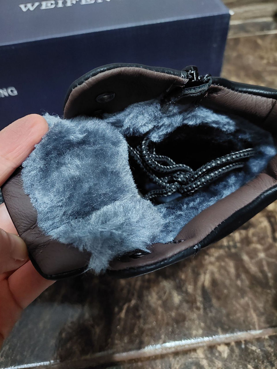 Зимние ботинки