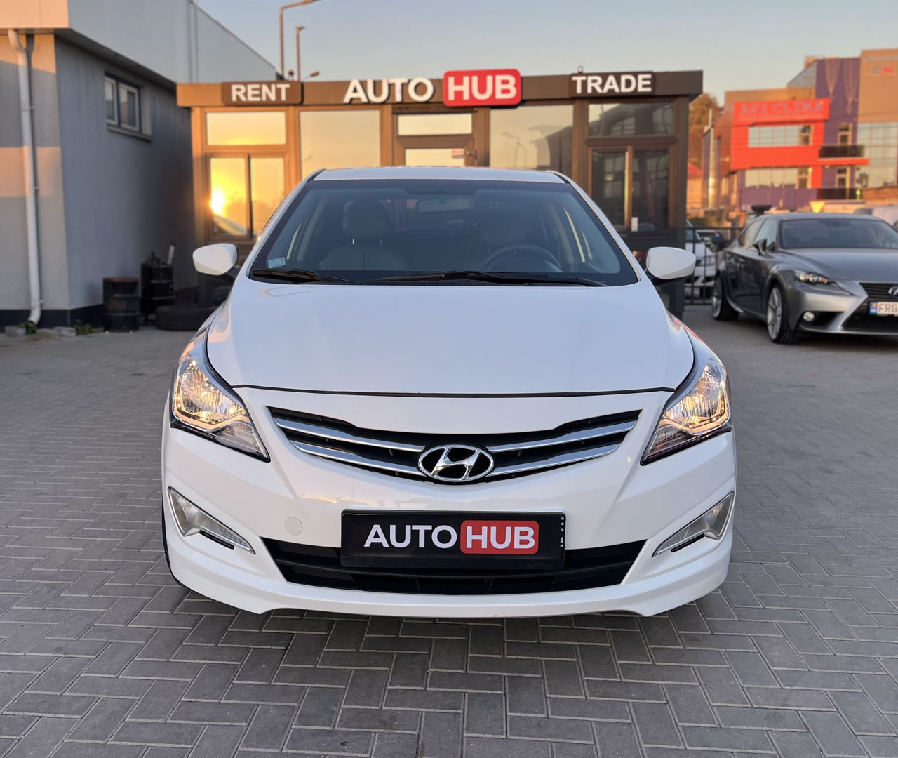 Hyundai Solaris фото 4