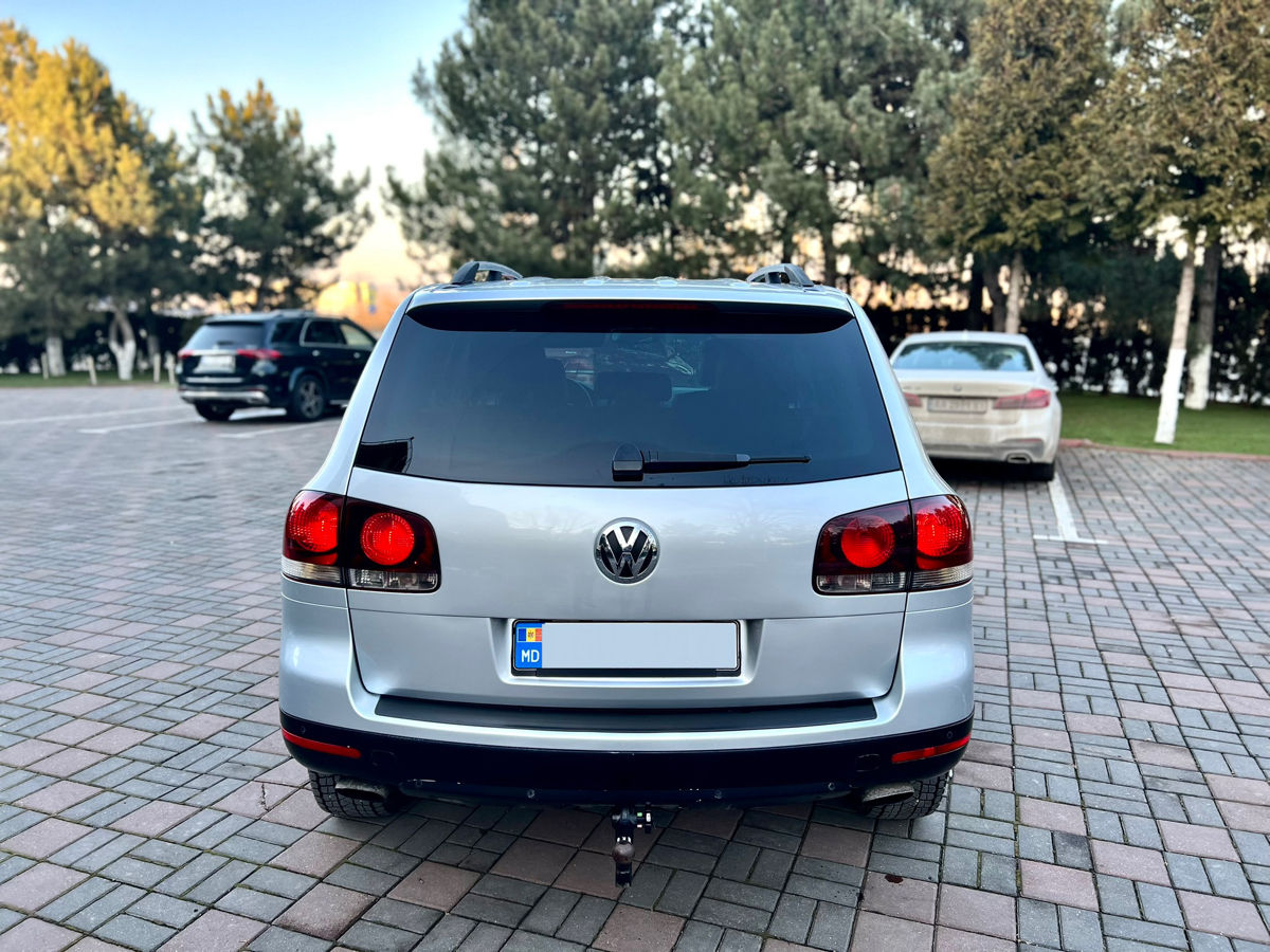 Volkswagen Touareg foto 4