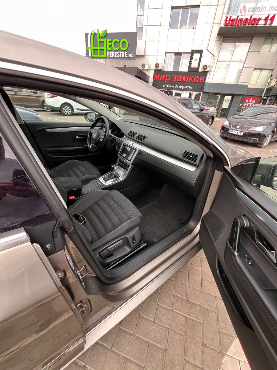 Volkswagen Passat CC foto 4