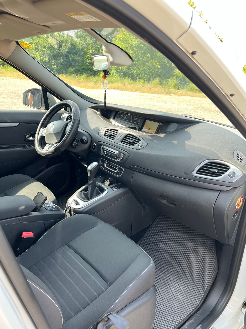 Renault Grand Scenic foto 6