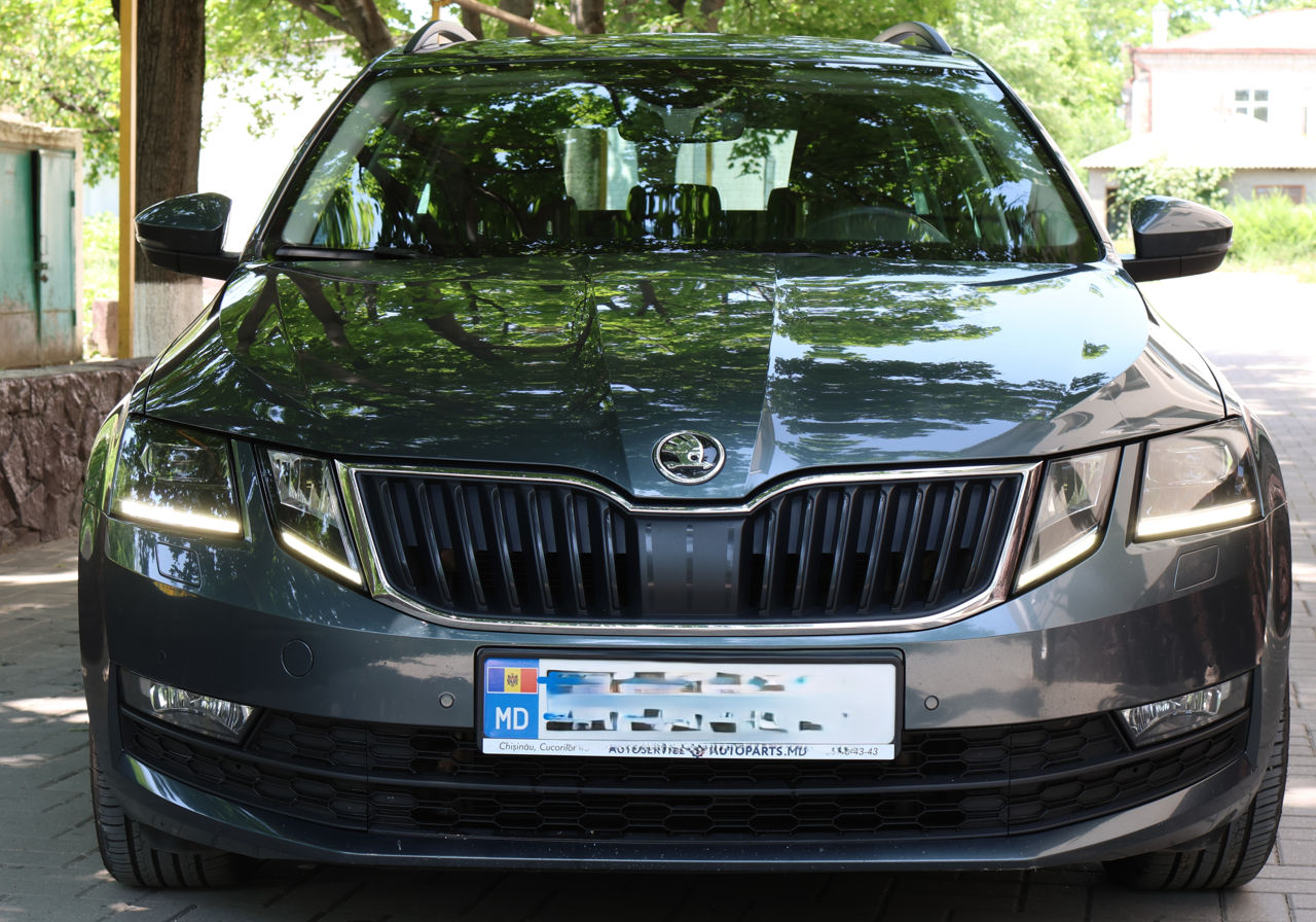 Skoda Octavia фото 0