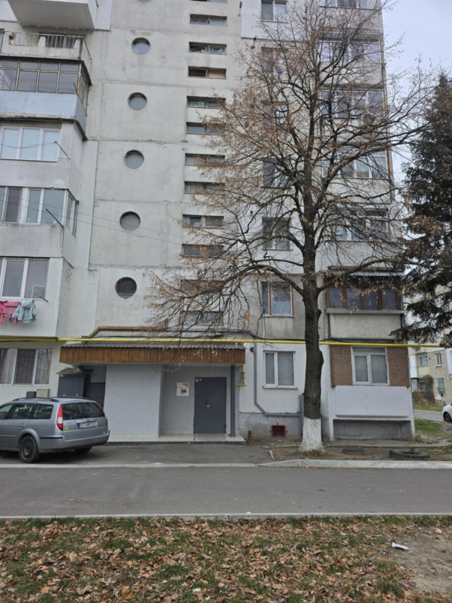 Apartament cu 3 camere, 69 m², Centru, Strășeni foto 0