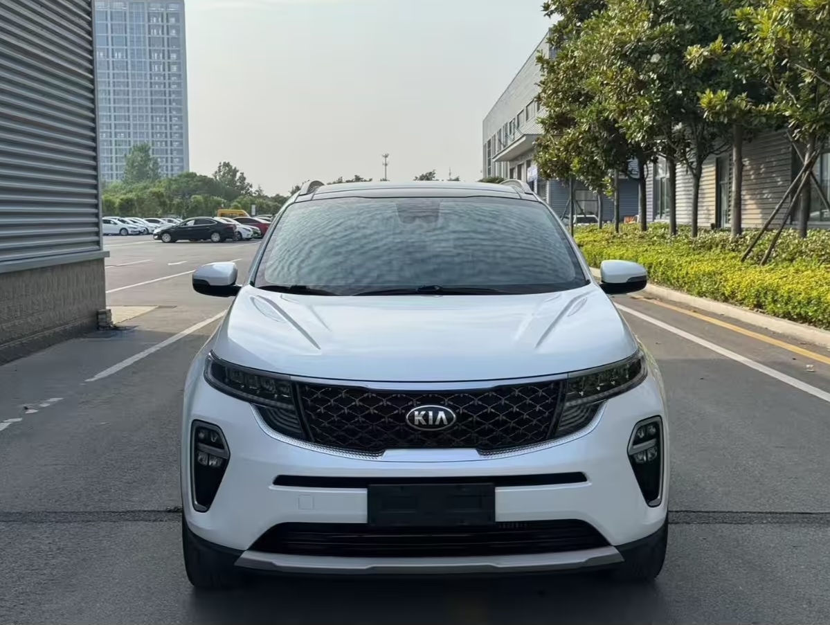 KIA KX5 foto 1