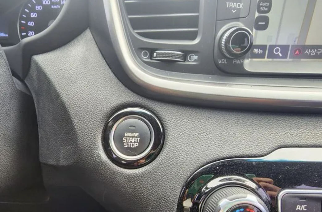 KIA Sorento foto 8