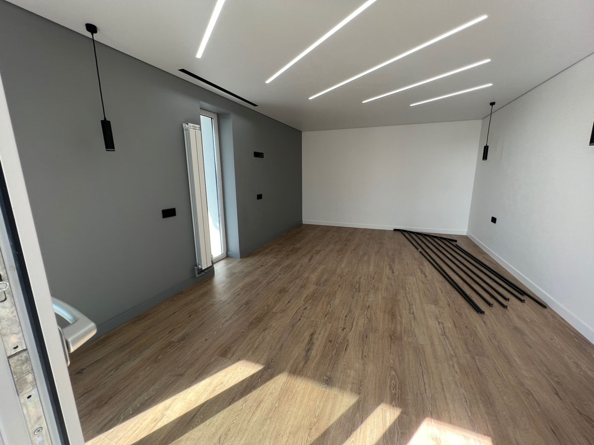 Casa Ialoveni sect. de Vile Dânceni/Suruceni foto 8