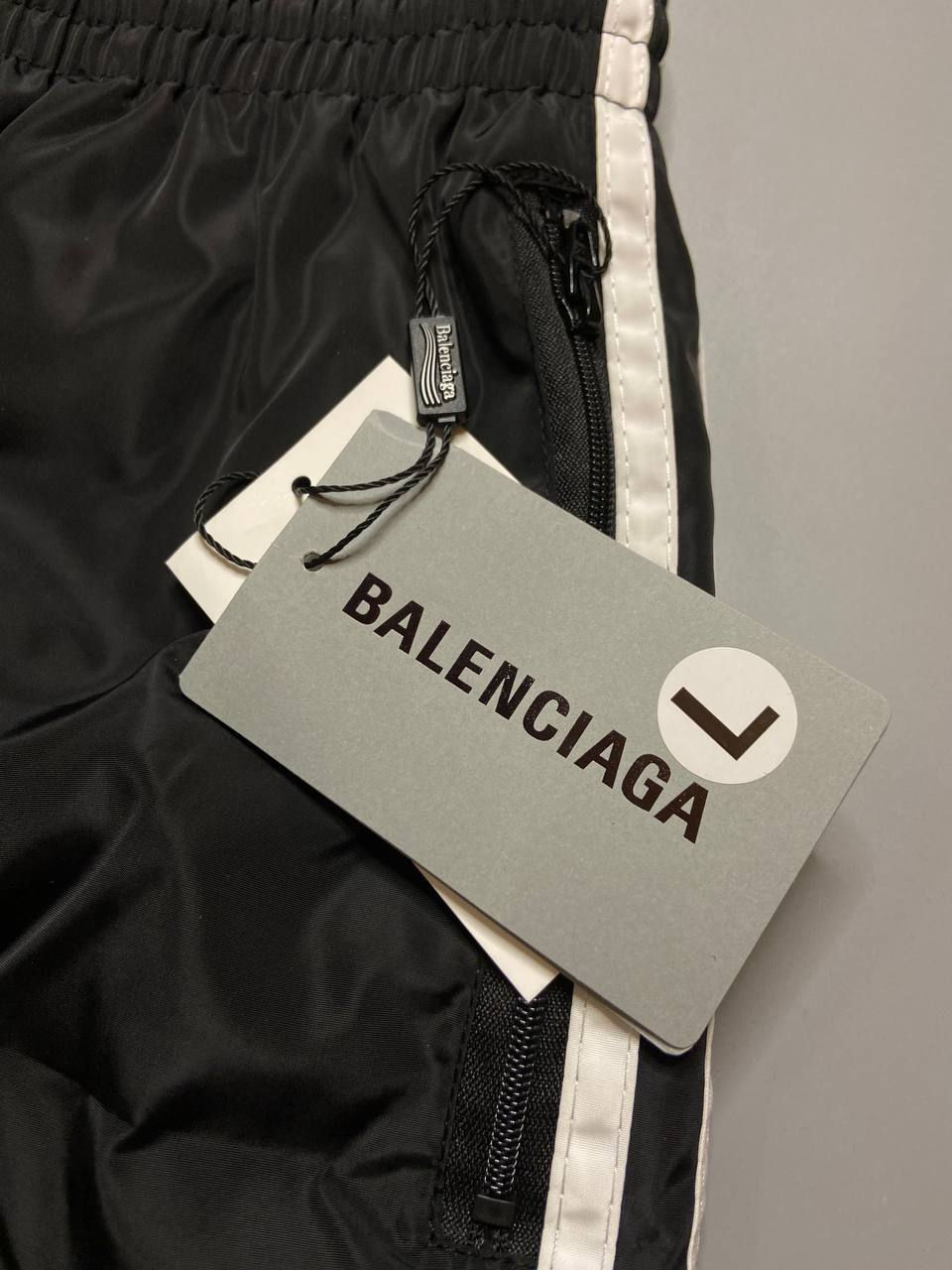 Pantaloni Adidas x Balenciaga foto 2