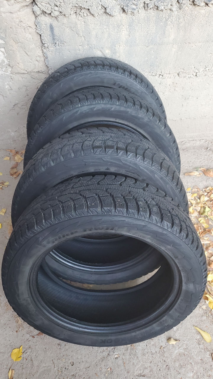 Hankook iPike 225/55 R18