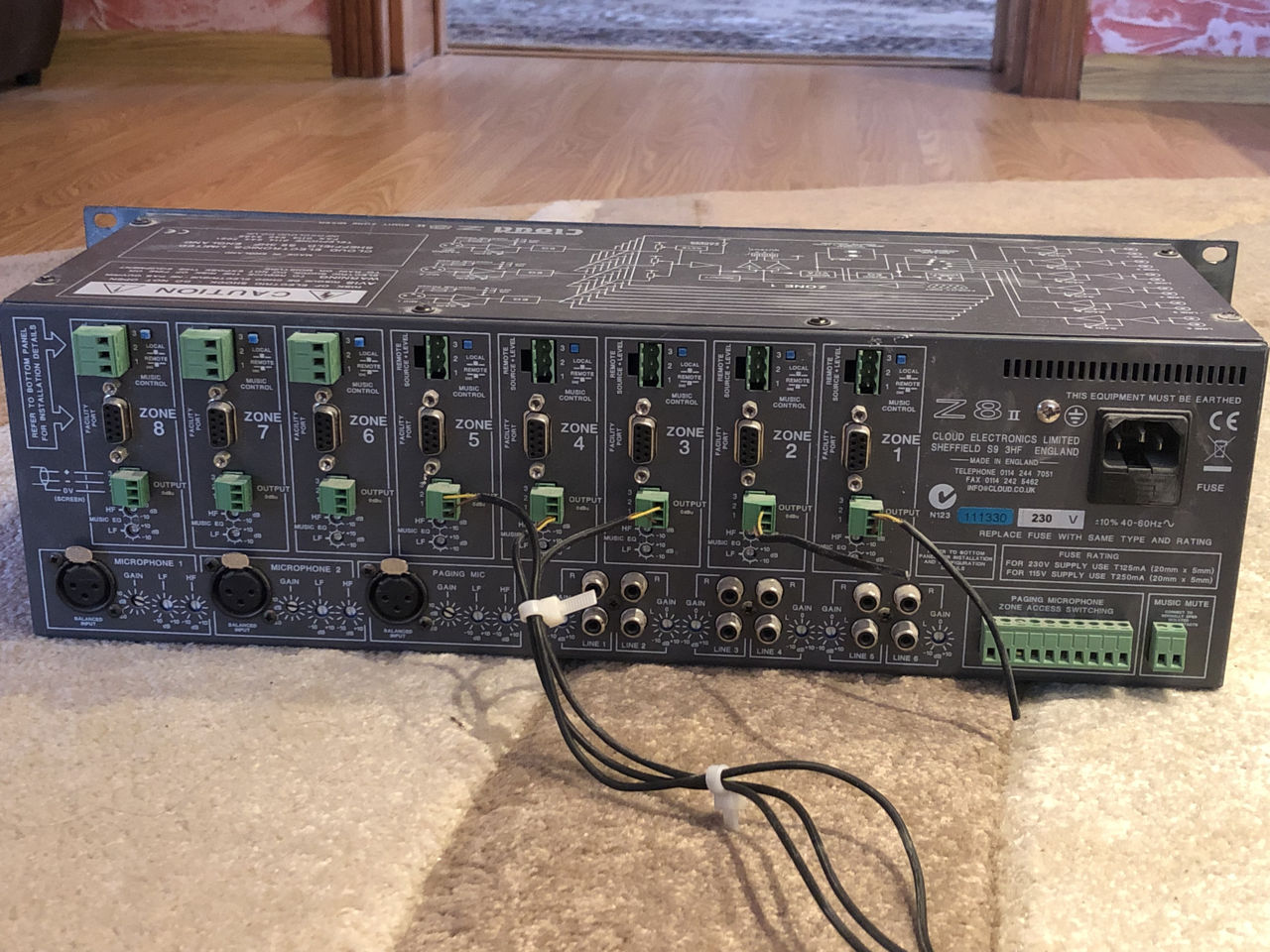 Cloud Electronics CXA450 și Z8MK4 8 Zone Mixer