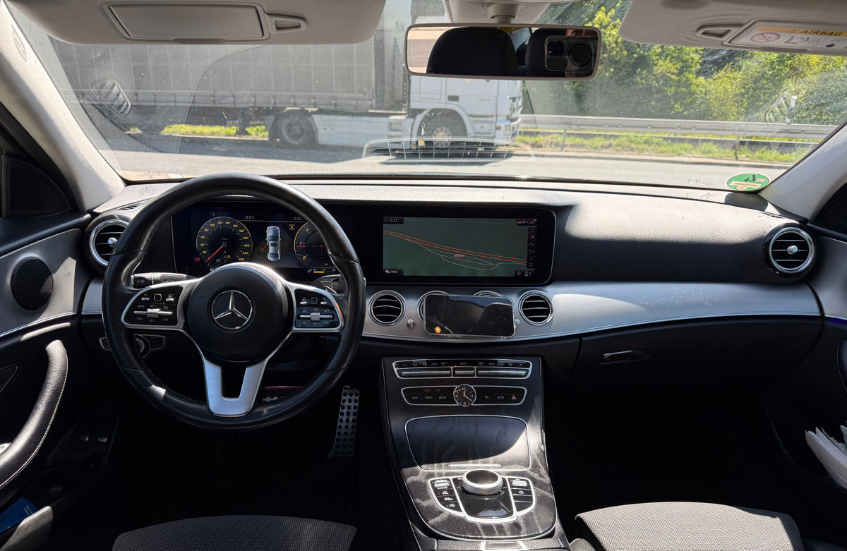 Mercedes E-Class foto 6