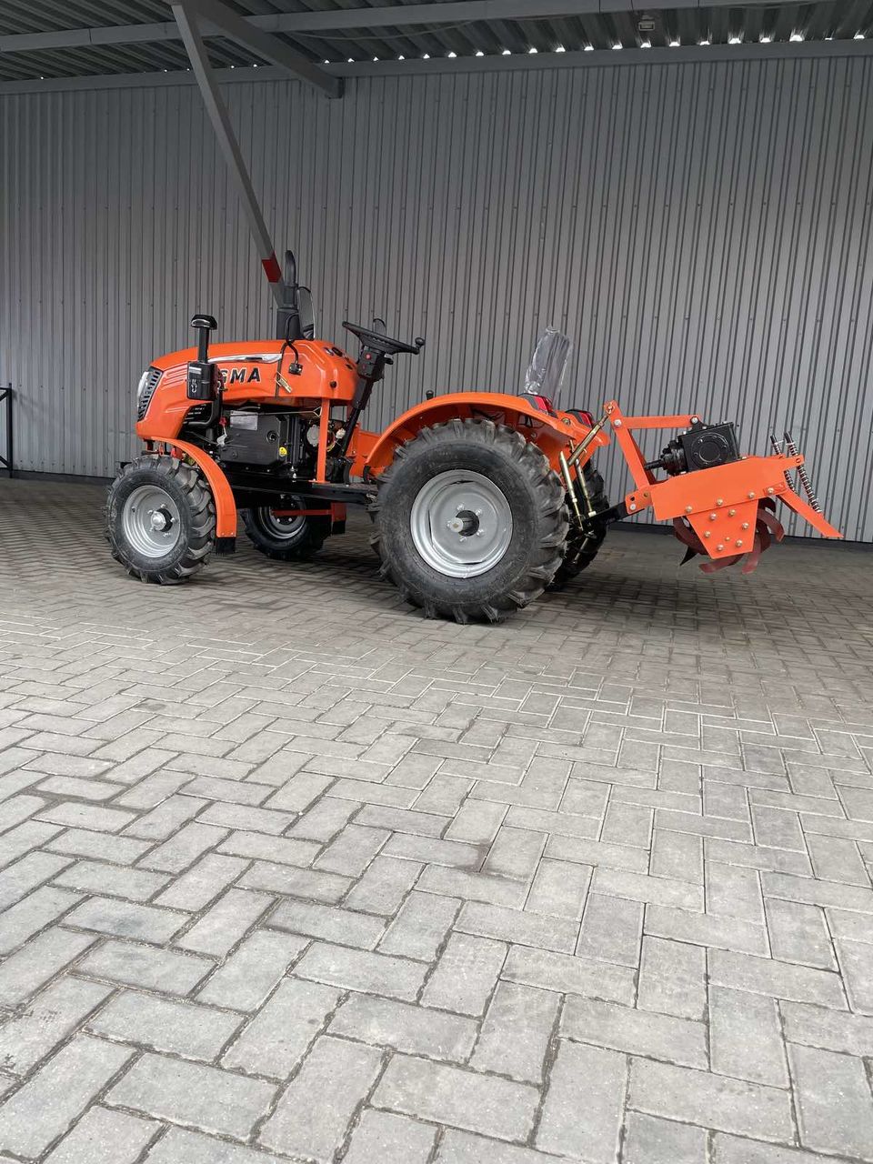 Minitractor SIGMA / Минитрактор фото 1