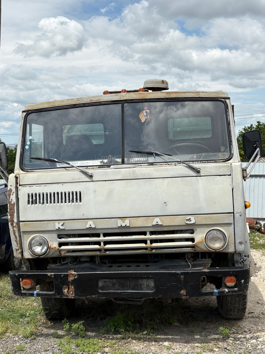 Se vinde Kamaz Selhoz  foto 0