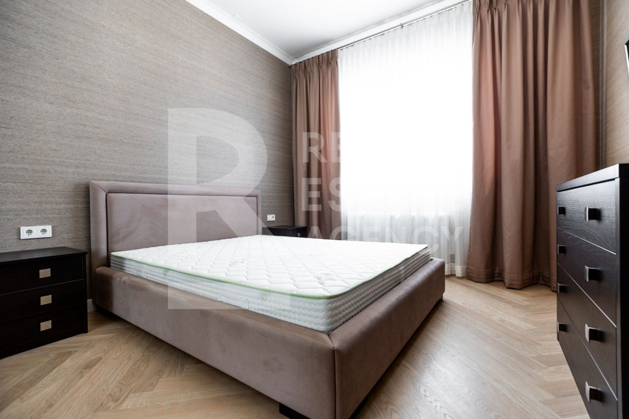 Apartament cu 2 camere, 105 m², Centru, Chișinău foto 11