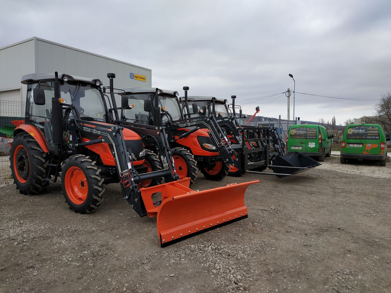 Tractor Agromax FL804C cu încărcător frontal (80 CP) foto 5