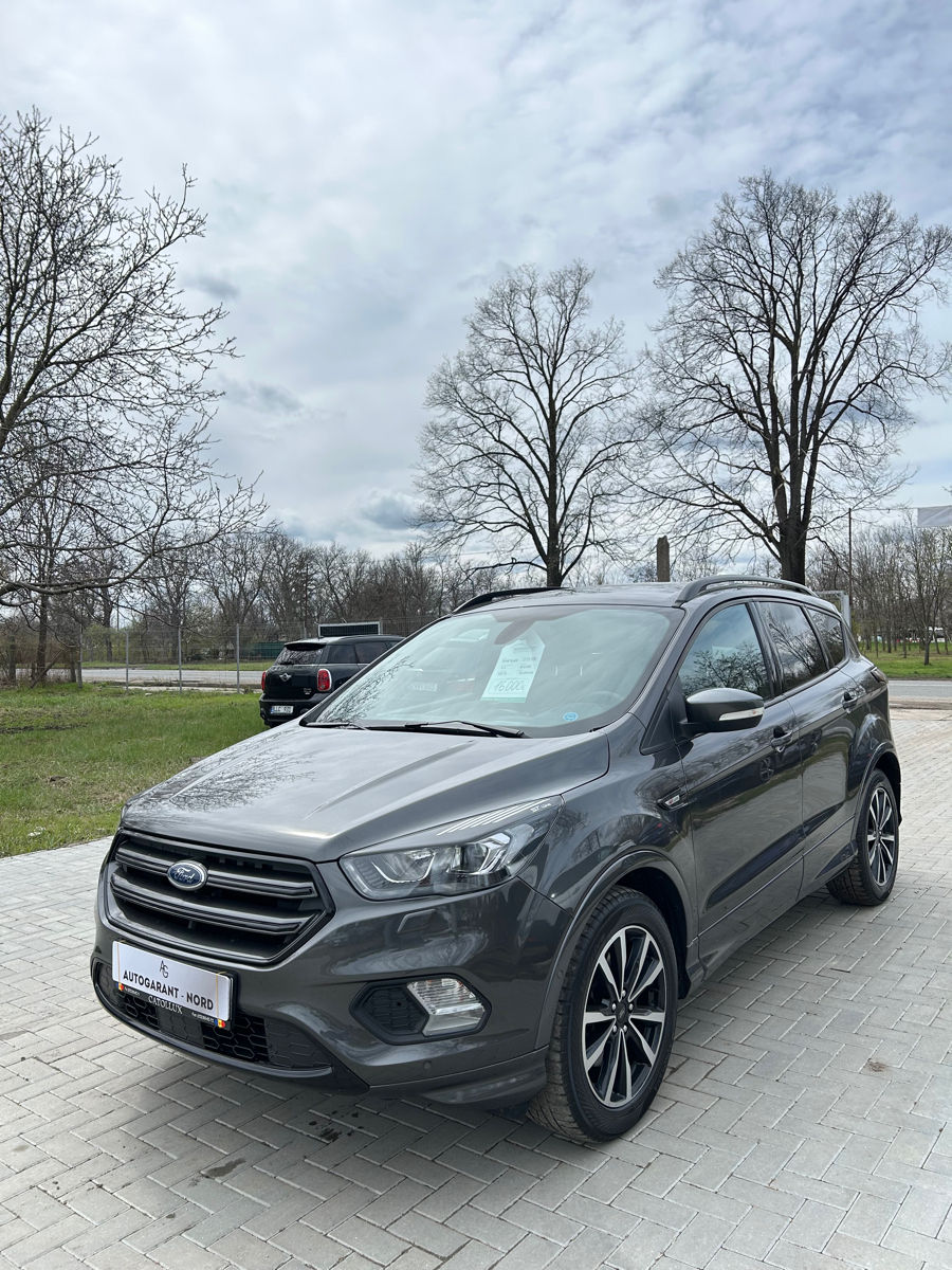 Ford Kuga фото 1