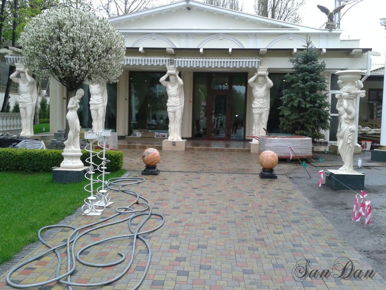 Тротуарная плитка - укладка!!!Montarea pavajului