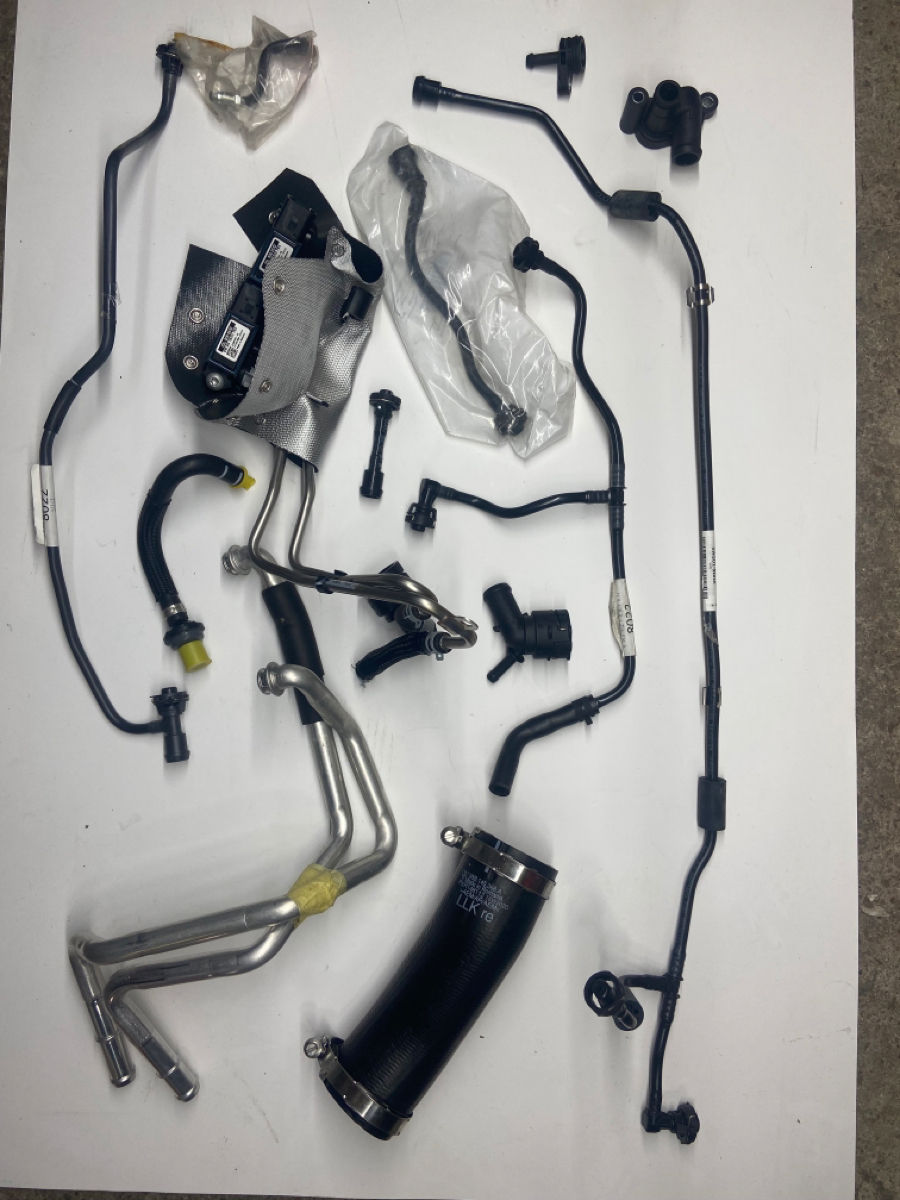 Патрубки клапаны трубки шланги вакуум  на все модели vag vw audi skoda seat porsche. оригинальные. фото 0