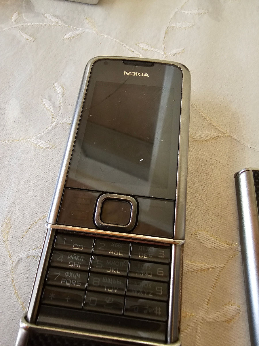 Nokia 8800 Arte Carbon foto 2