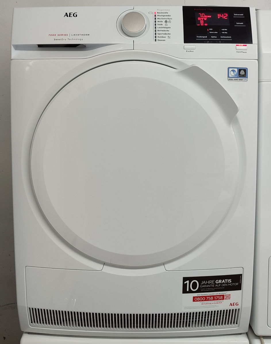 Сушильная машина AEG 7000 фото 1