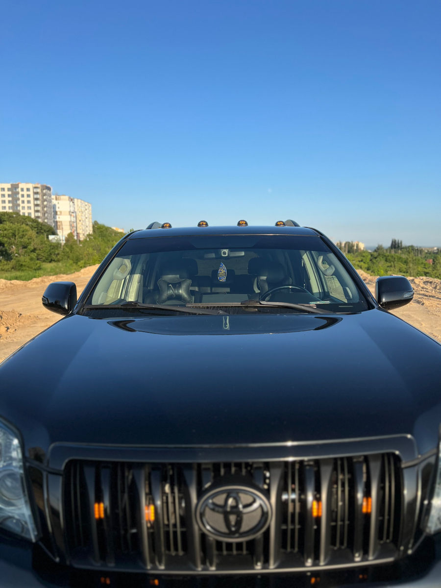 Toyota Land Cruiser Prado фото 2