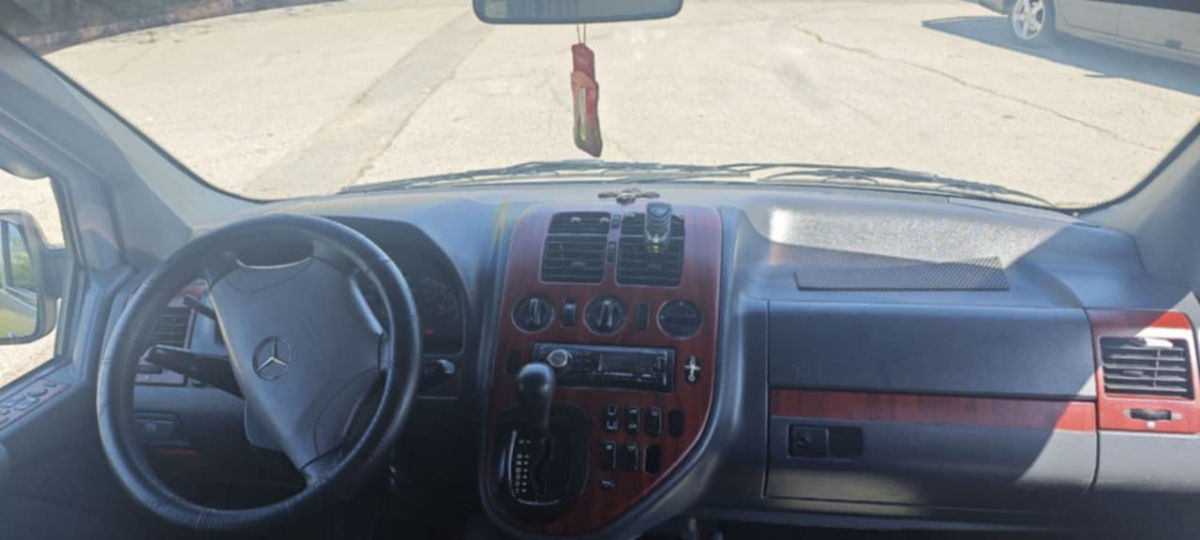 Mercedes Vito foto 9