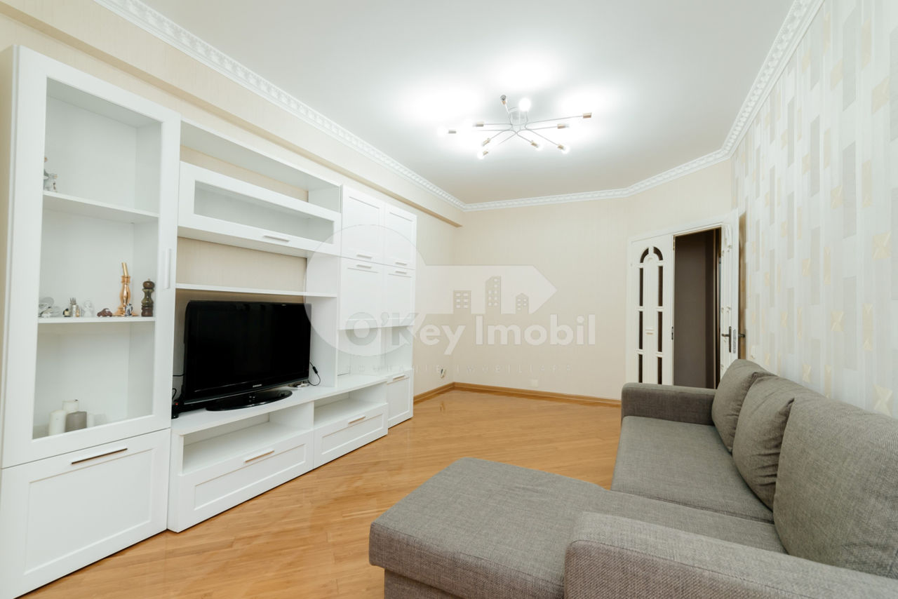 Apartament cu 2 camere, 65 m², Buiucani, Chișinău foto 1