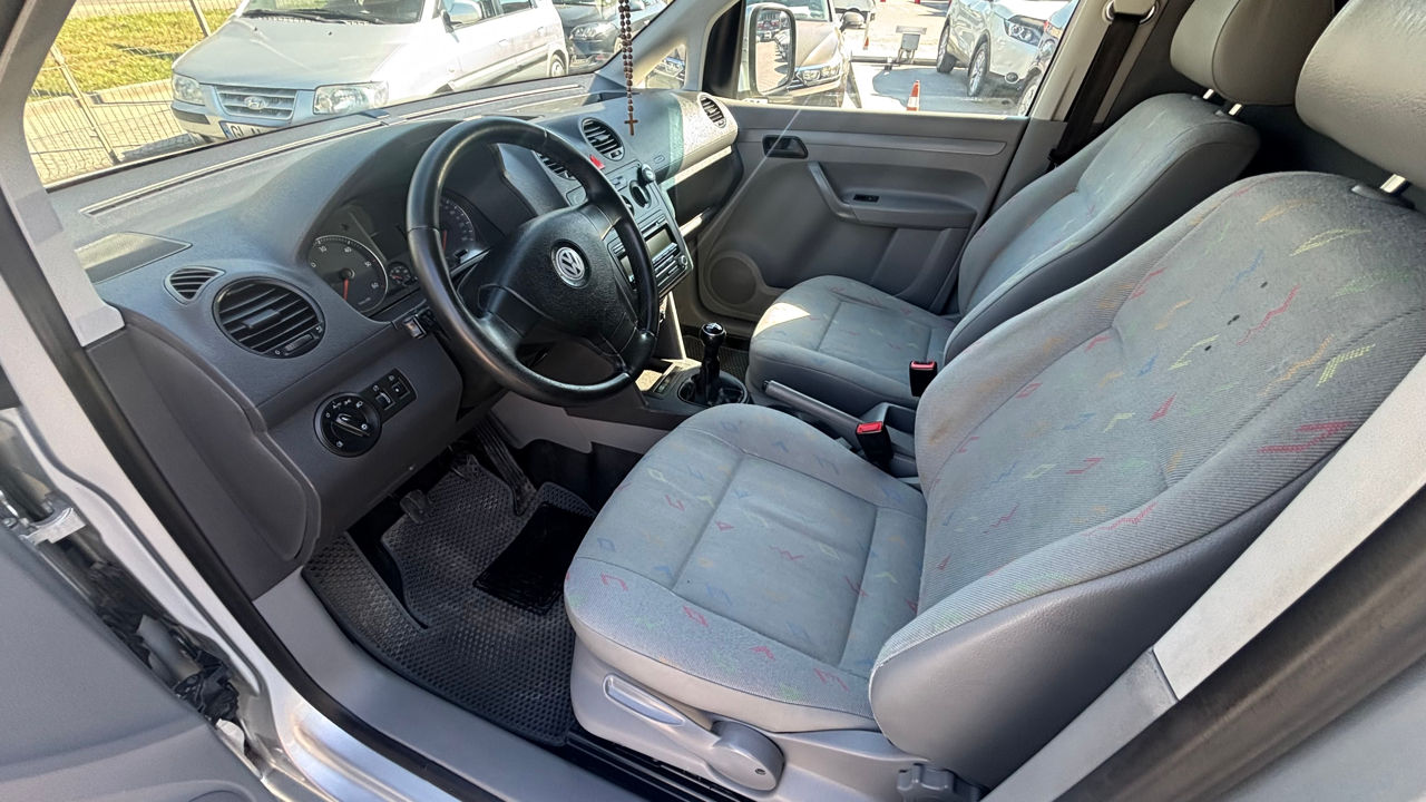 Volkswagen Caddy фото 8