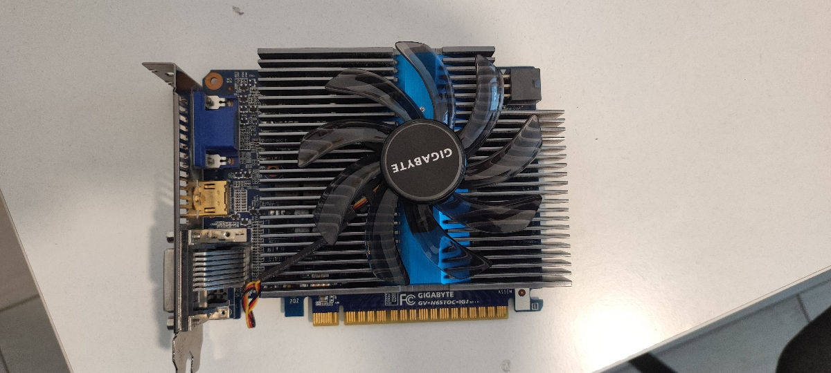 Nvidia GeForce GTX 650 TI  foto 0
