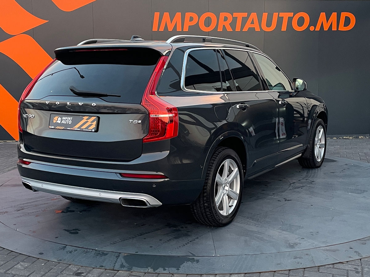 Volvo XC90 foto 4