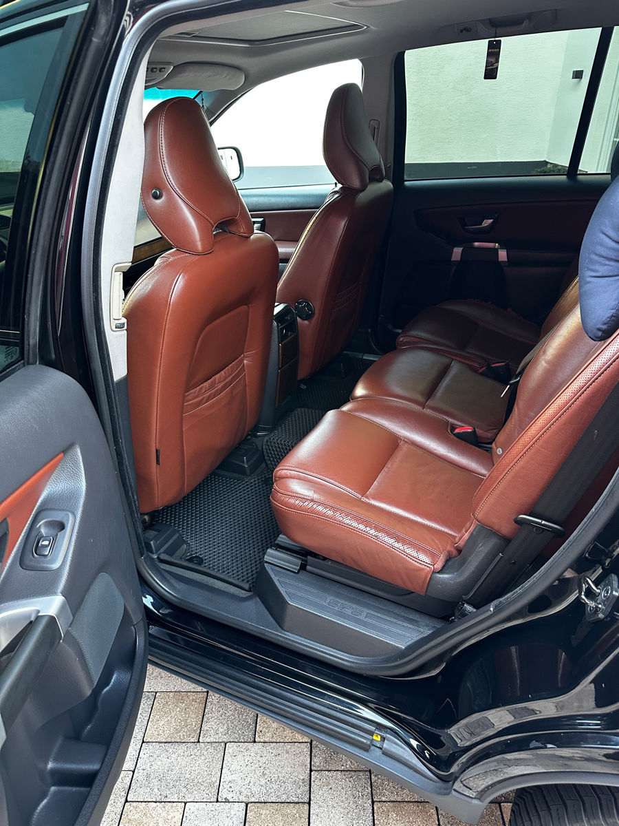 Volvo XC90 foto 9