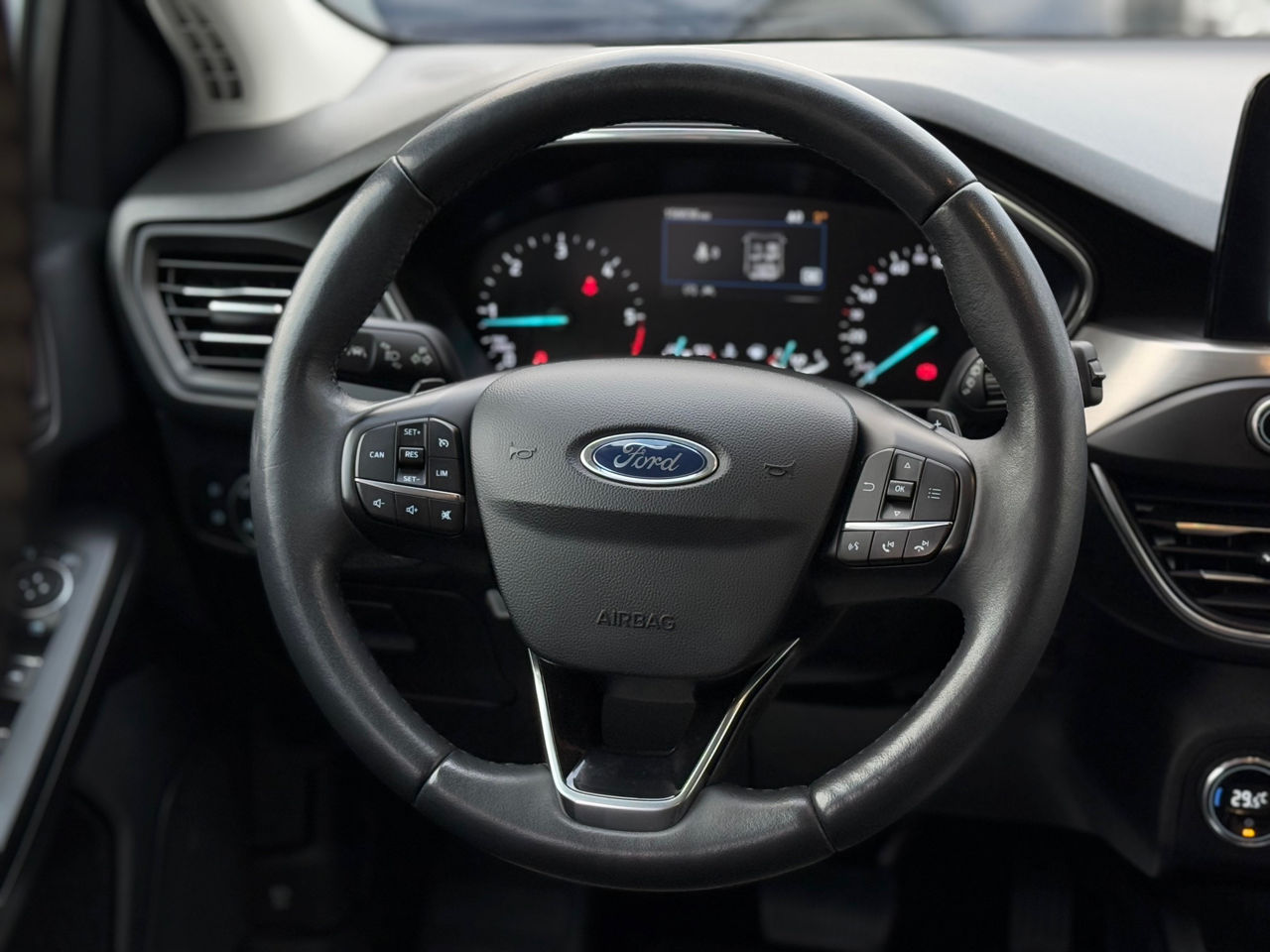 Ford Focus foto 12
