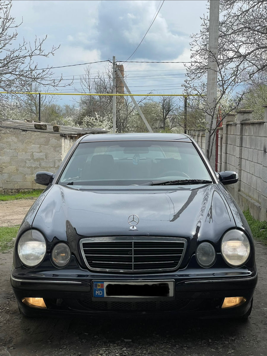 MercedesE-Class
