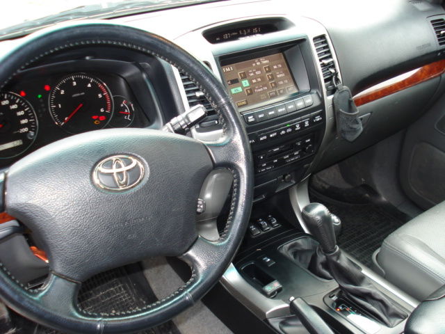 Toyota Land Cruiser Prado фото 2