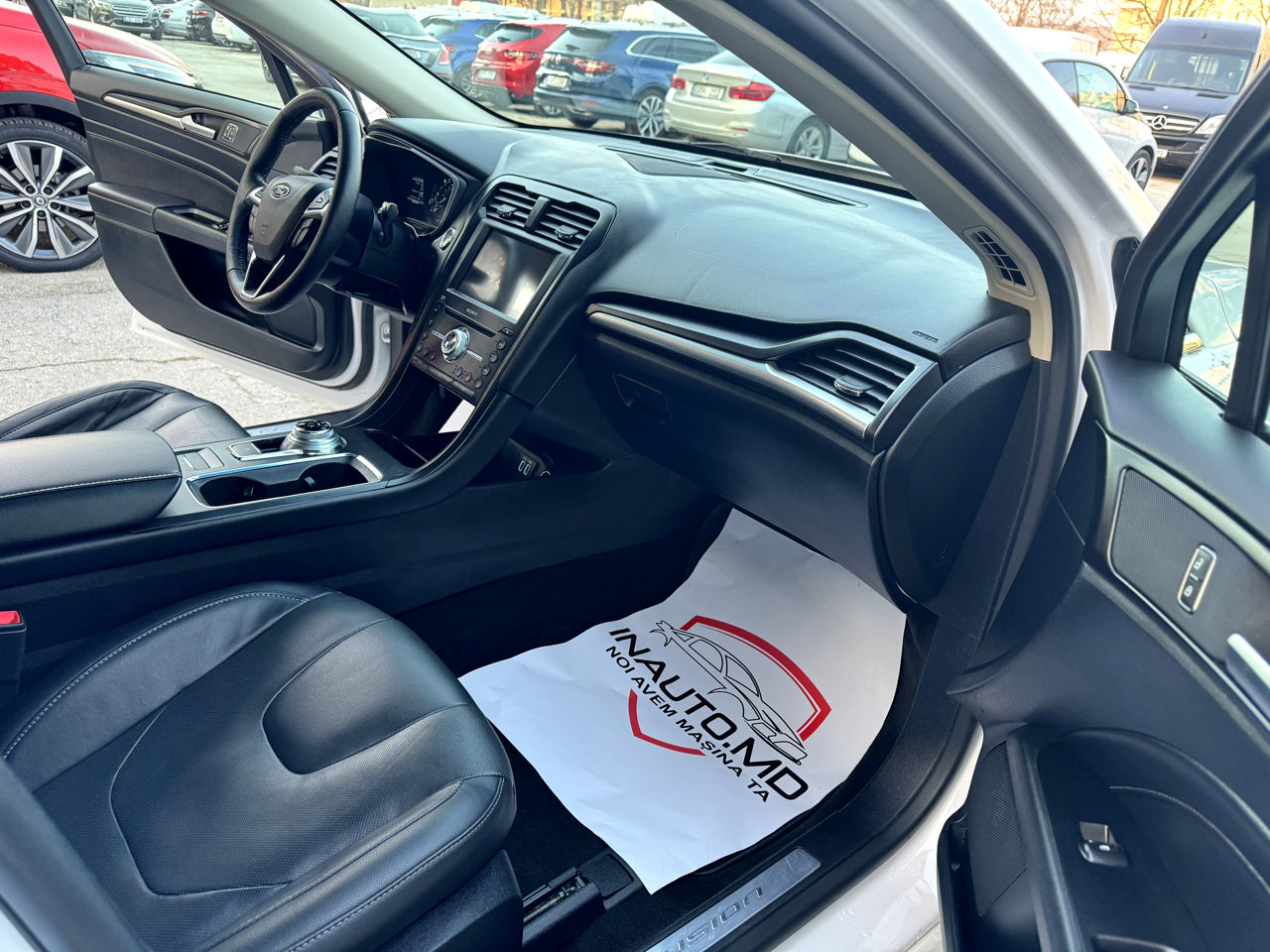 Ford Fusion фото 6