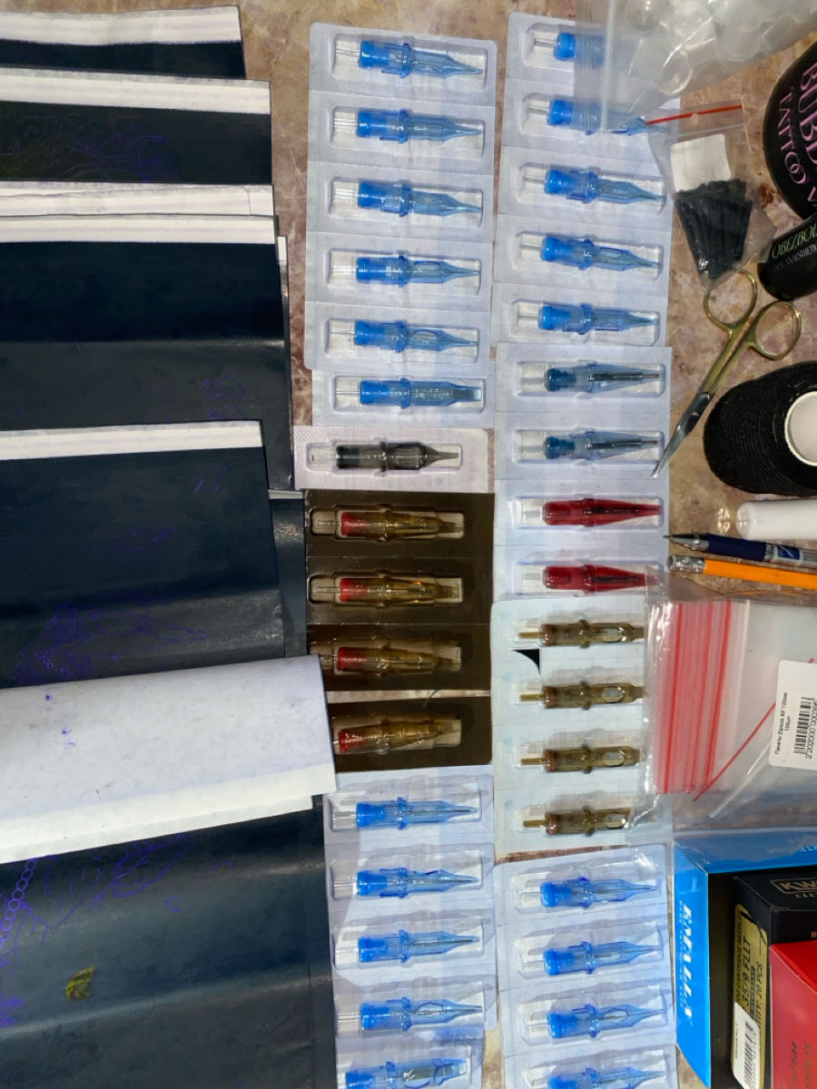 Tatuaje, aparat de tatuat si absolut tot ce trebuie pentru tatuajr foto 6