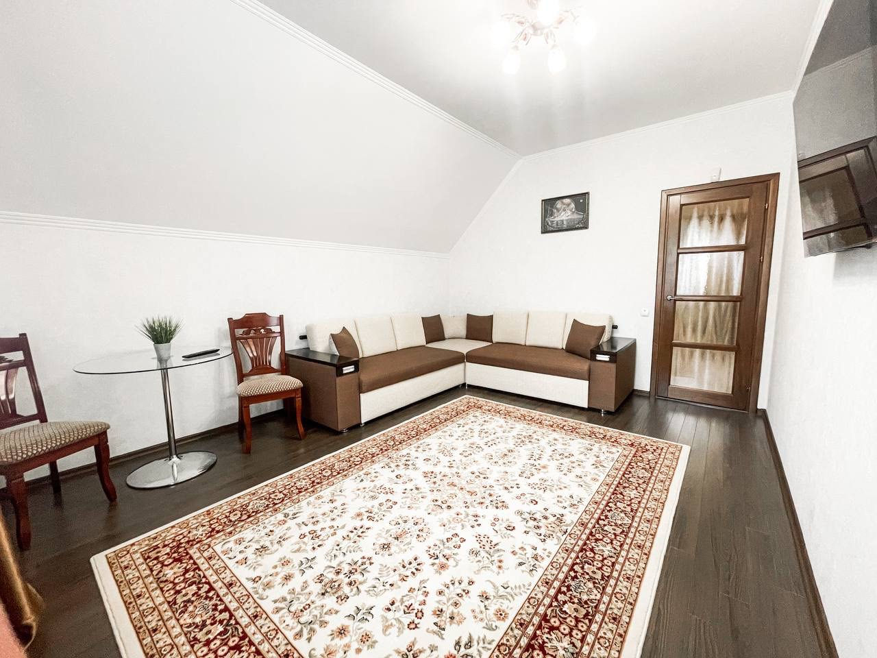 Apartament cu 1 cameră, 70 m², Botanica, Chișinău foto 2