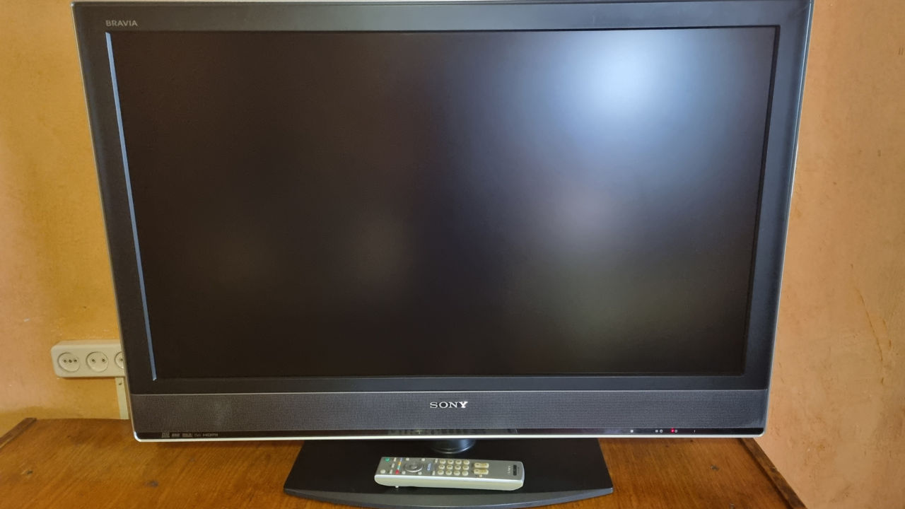 Sony KDL-40W2000 продам  фото 0