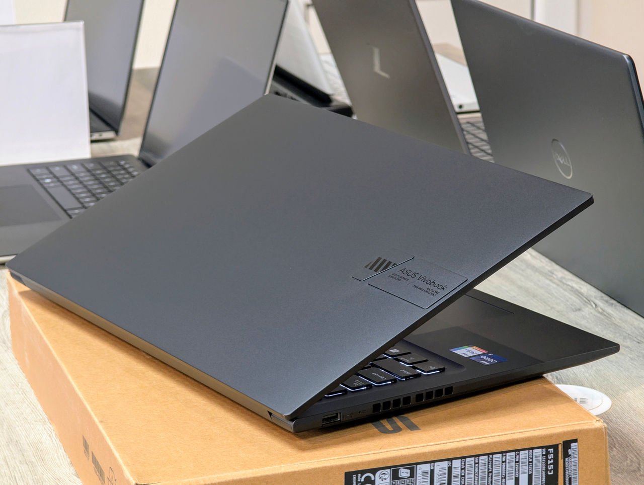 Laptop Asus Vivobook 17X IPS (Core i9 13900H/16Gb DDR4/1TB NVMe SSD/Iris Xe Graphics/17.3" FHD IPS) foto 12