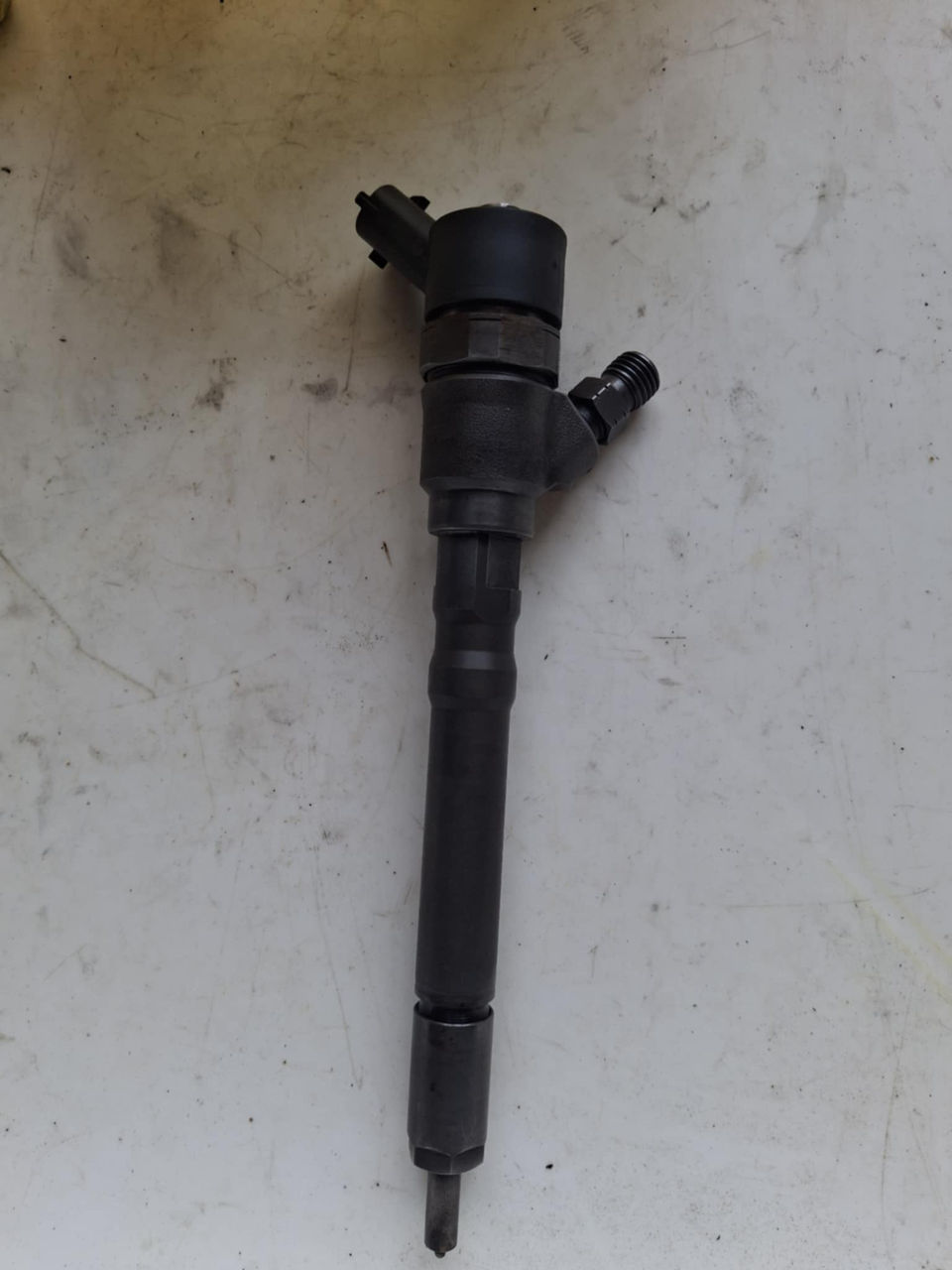 Форсунка bosch 0445110126 hyundai tucson / kia sportage 1.5-2.0 foto 2