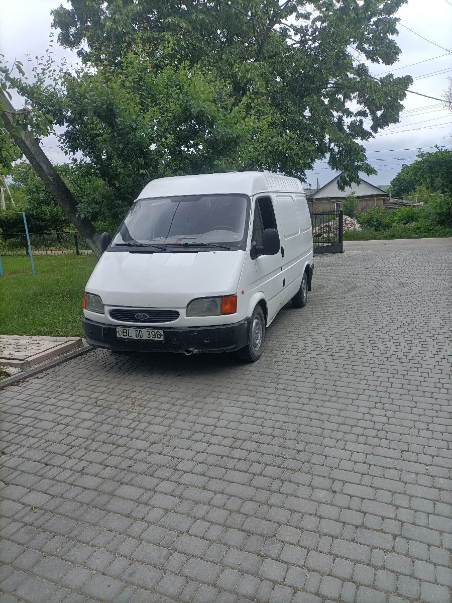 Ford Transit  фото 0