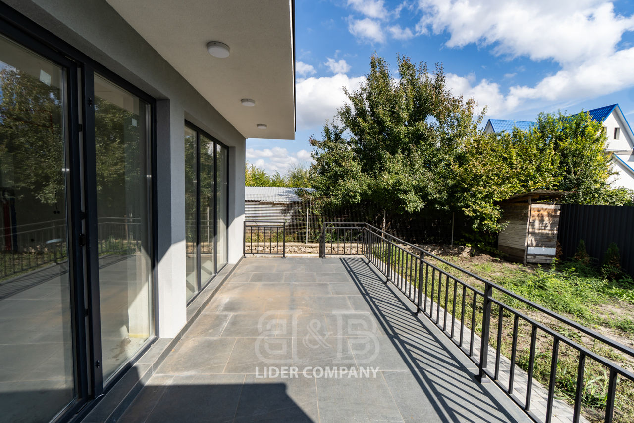 Duplex cu o suprafață generoasă de 142 m2 în 2 nivele , Durlești foto 8