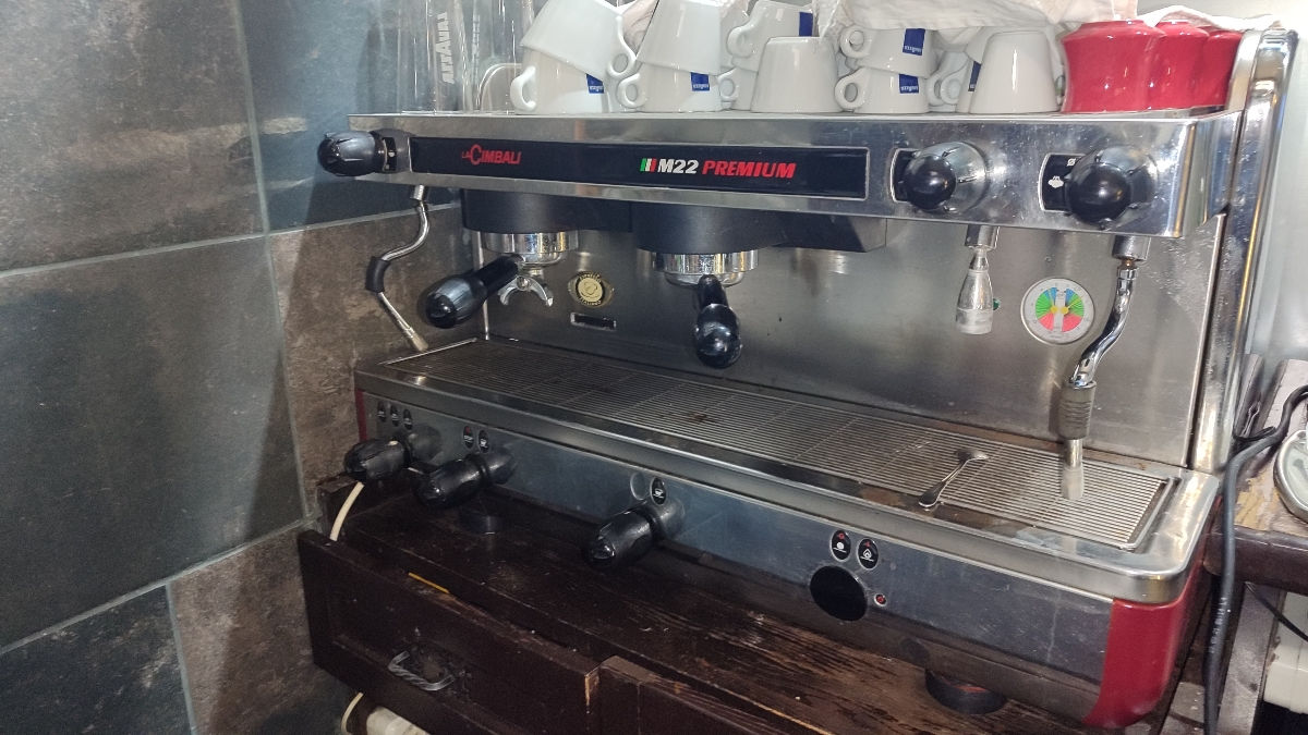 Aparat de cafea profesional La Cimbali M22 950 euro foto 0