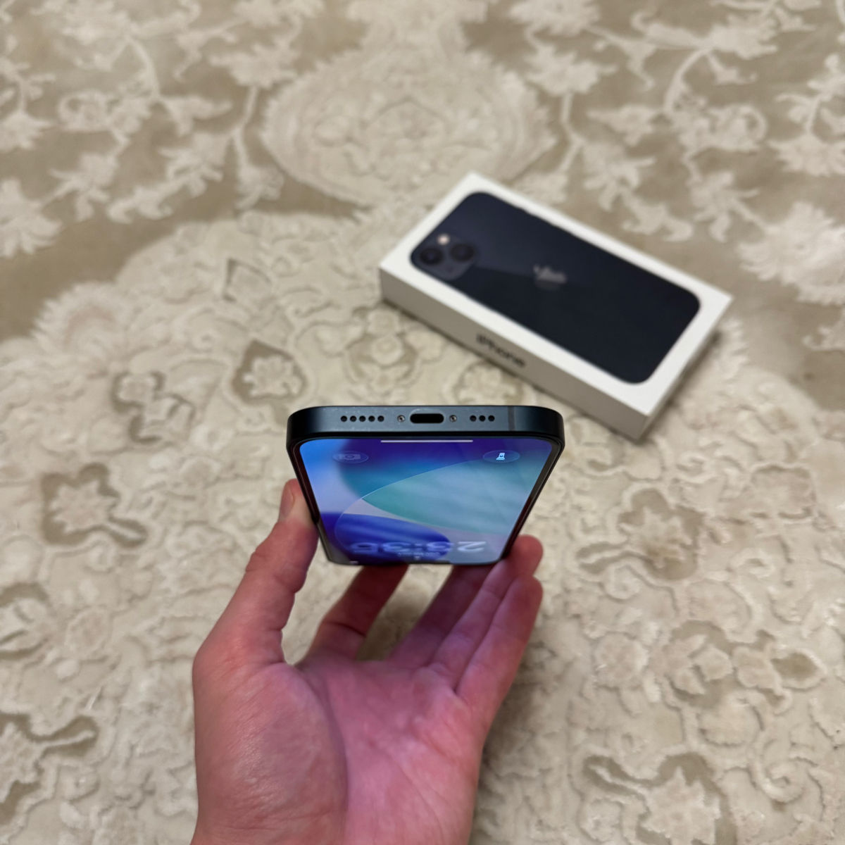 iPhone 13 256GB Midnight  foto 5