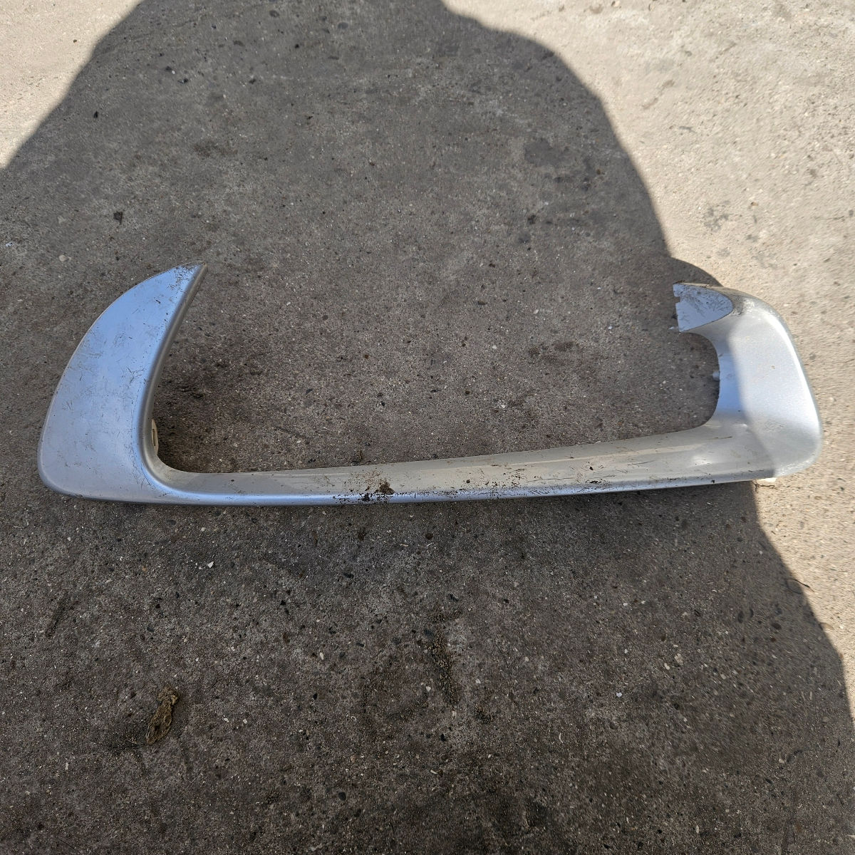 Vind ochelar din bamper renault scenic