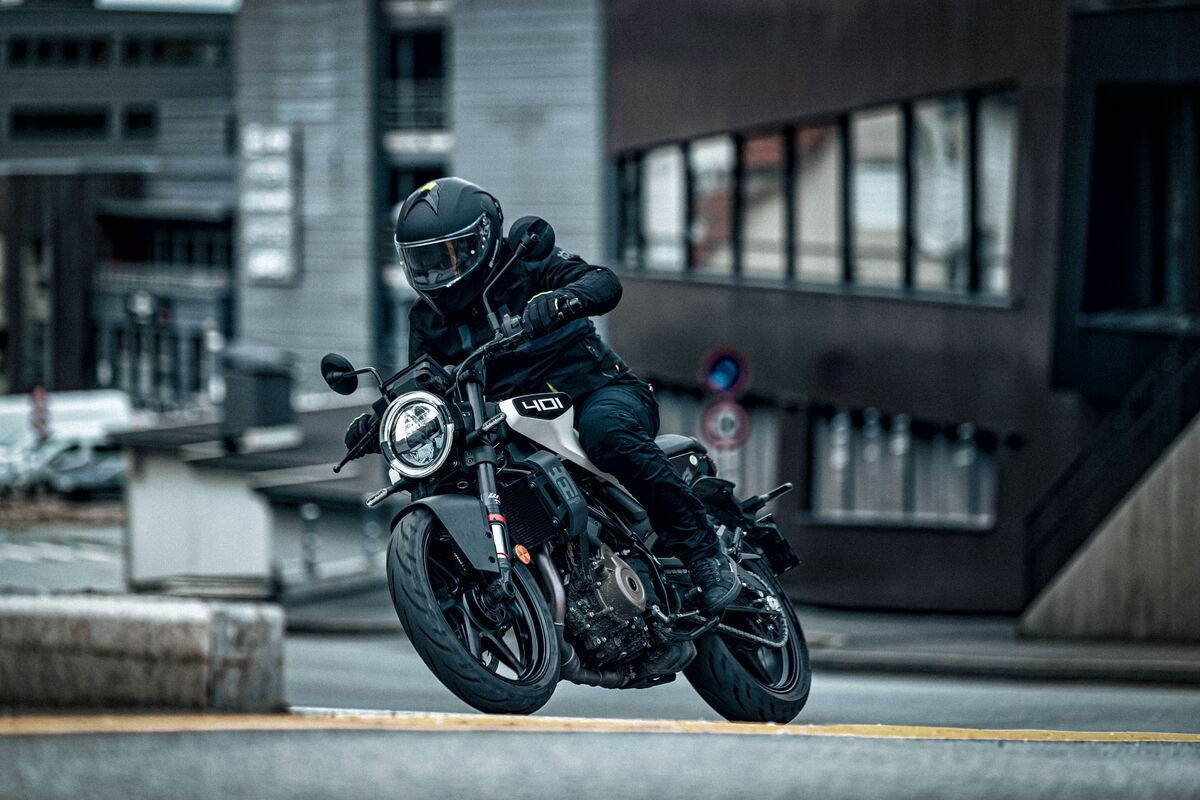 Husqvarna VITPILEN 401 фото 3