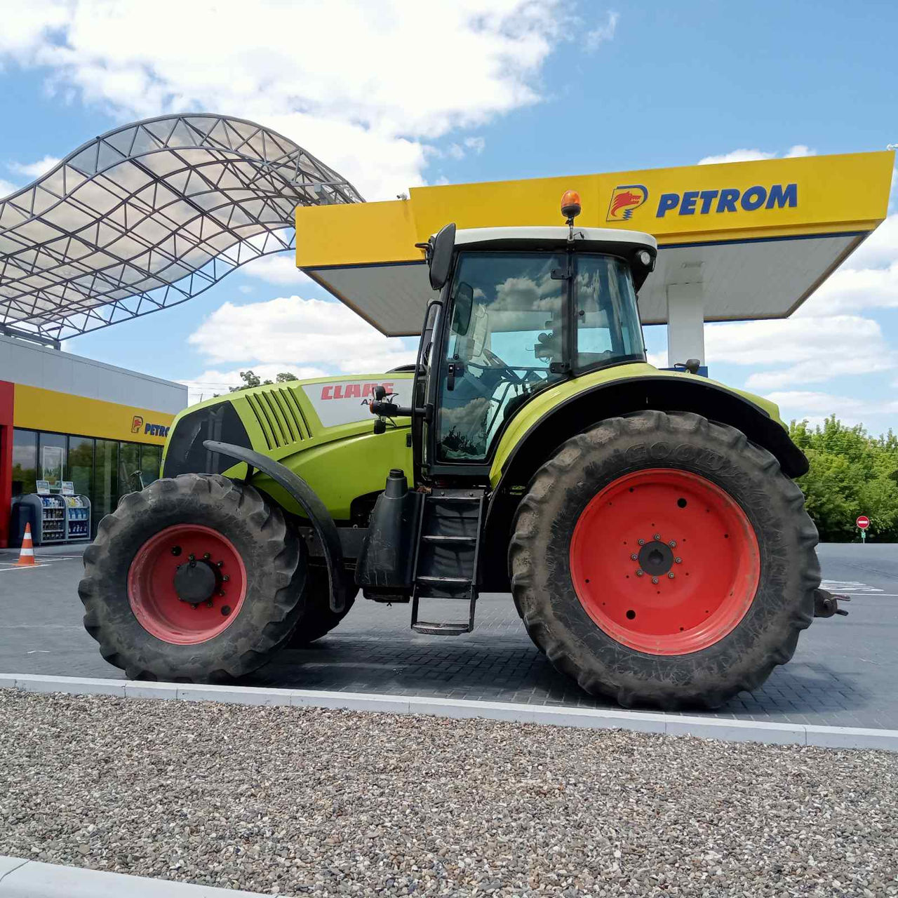 Claas Axion 2008 8300h foto 3