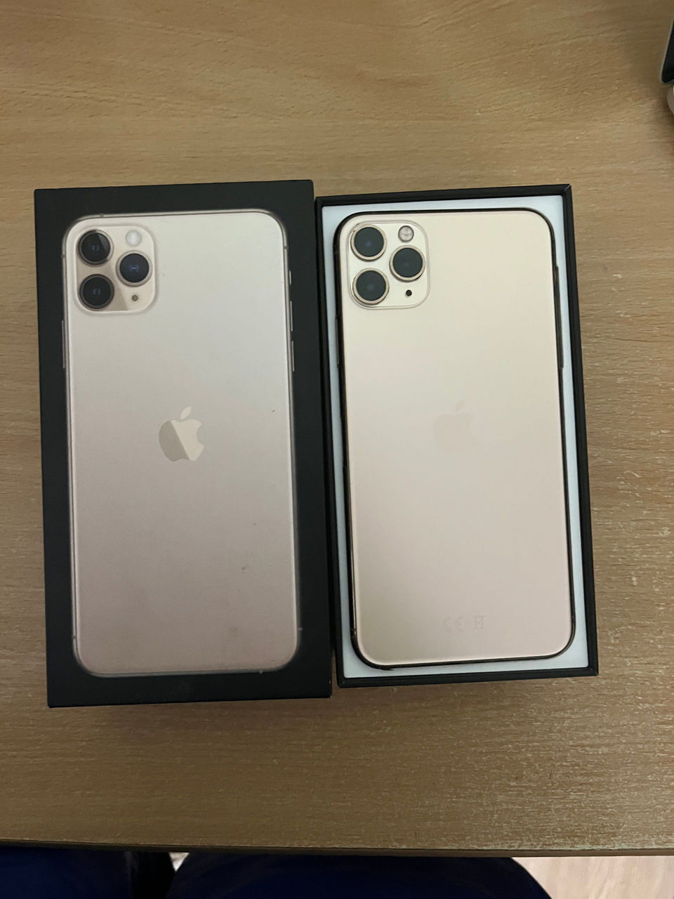 Iphone 11 pro max gold