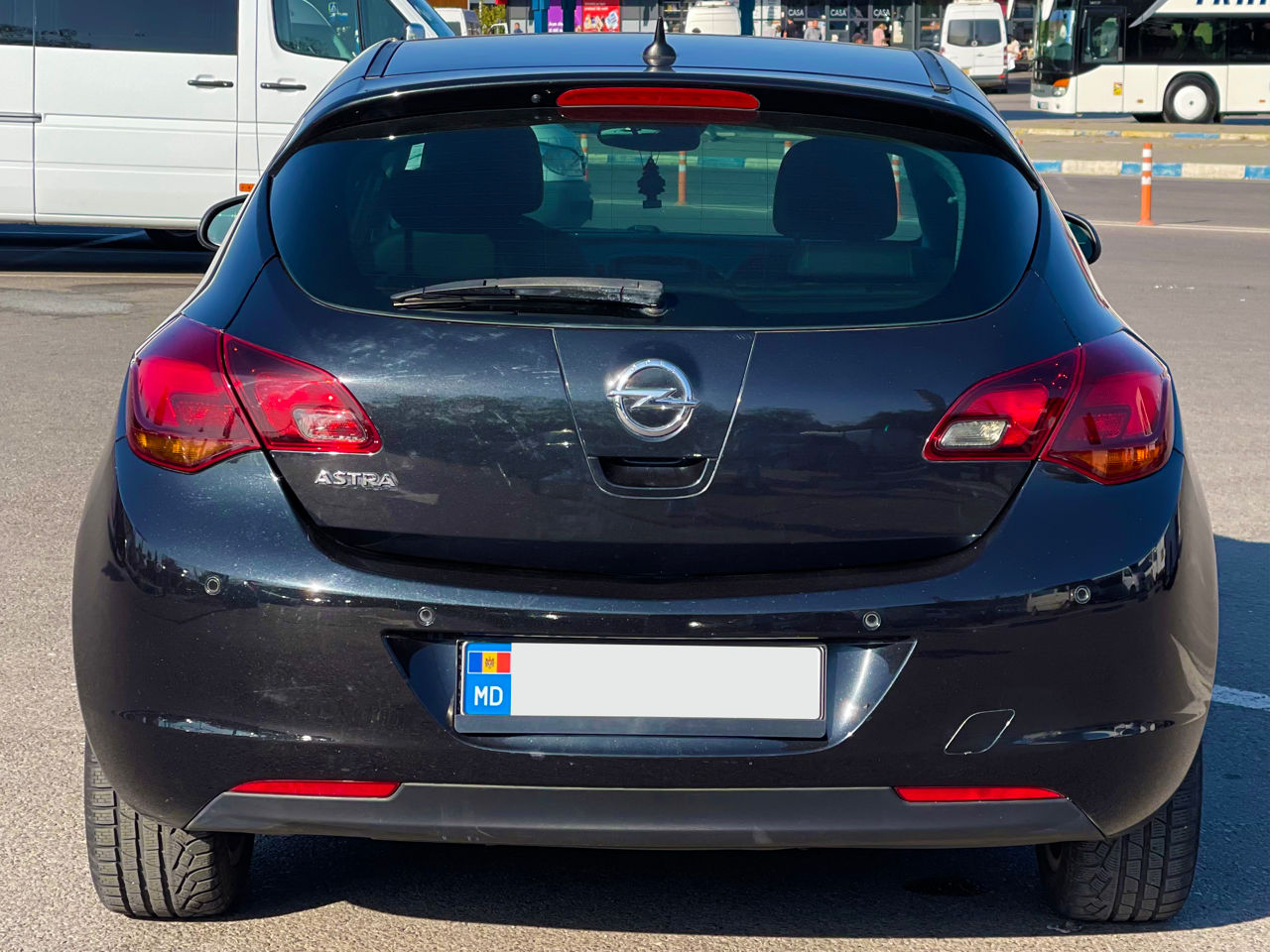 Opel Astra фото 6